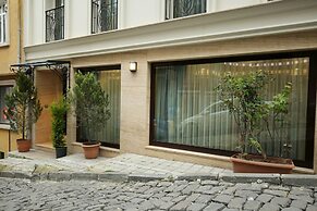Artika Hotel