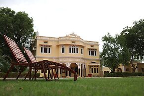 Roop Niwas Kothi