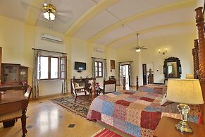 Roop Niwas Kothi