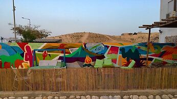 The White Hill Guest House - Hostel