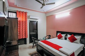 Hotel Jinendra Inn