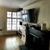 Violet Lodge