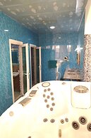 Emirates Hills Lake View Villa