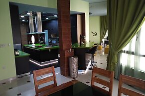 Emirates Hills Lake View Villa