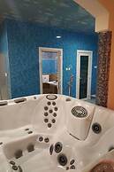 Emirates Hills Lake View Villa
