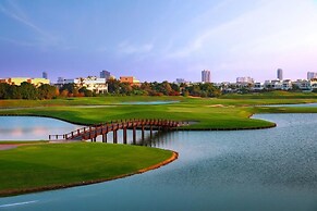 Emirates Hills Lake View Villa