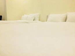 Hotel Pure