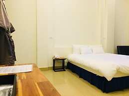 Hotel Pure