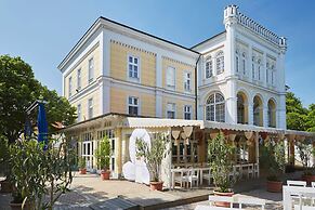 Astoria Hotel