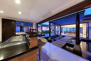 Baan  Feung Fah
