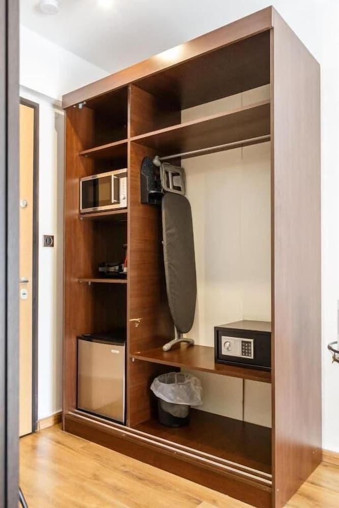 Limani Comfort Rooms
