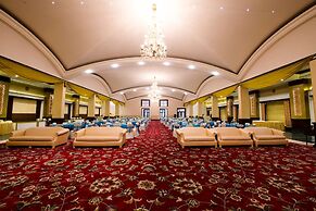 Hotel Majestic Grand