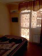 Oganes Guesthouse