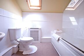 Peak Weavers Rooms & Restaurant