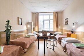 Metro-Tour Hostel