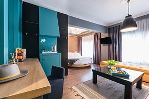 Ladadika Design