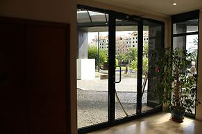 Forum Apartment