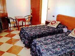 Motel Paris Dakar