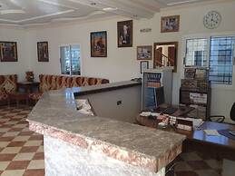 Motel Paris Dakar