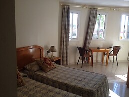 Motel Paris Dakar