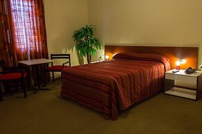 Camino Real Hotel