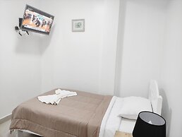 Maxy's Inn Hotel & Suite
