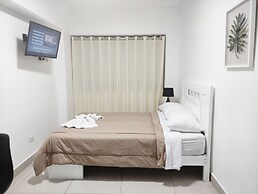 Maxy's Inn Hotel & Suite