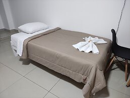 Maxy's Inn Hotel & Suite