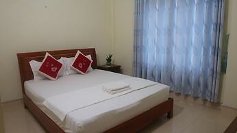 Hoan Chau Homestay - Hostel