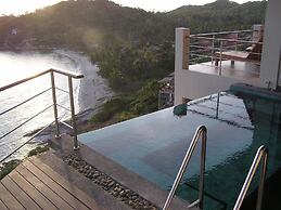 5 Bedroom Seaview Villa Tongson Bay