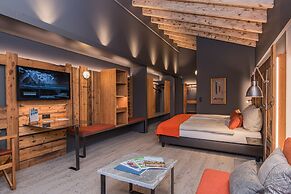 Hotel Basecamp