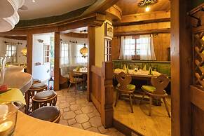 Hotel Mythos