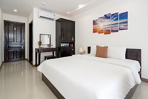 Phuong Dong Hotel & Apartment