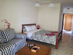 Apartments Zoumperi