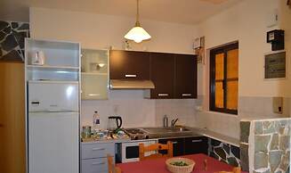 Apartments Zoumperi