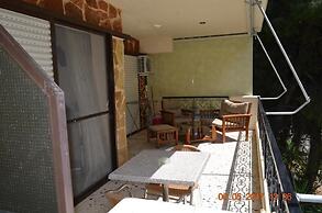 Apartments Zoumperi