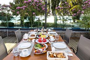 Yalıpark Beach Hotel