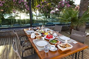 Yalıpark Beach Hotel