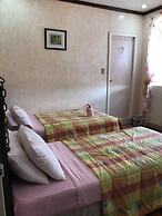 La Casa Roa Hostel