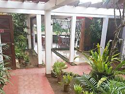 La Casa Roa Hostel