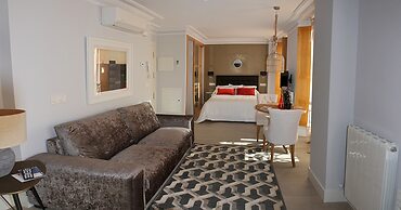 Principia Suites