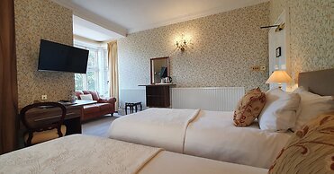 Chiseldon House