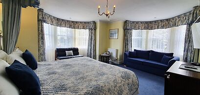 Chiseldon House