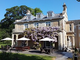 Chiseldon House