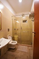 Avenue 11 Boutique Residences