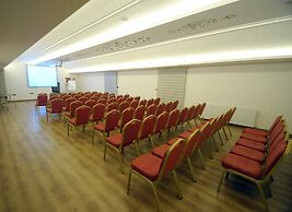 Devin Otel Isparta