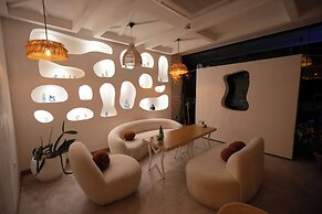 Devin Otel Isparta