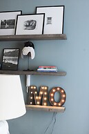 Mo House