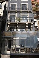 Mo House
