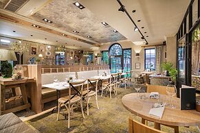 Wynnstay Hotel, Oswestry, Shropshire